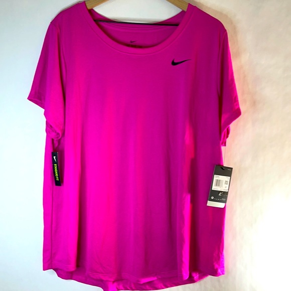 Nike Tops - Nike Tee 2XX